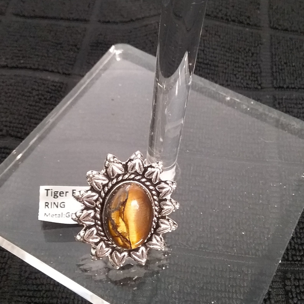 Beautiful German Silver  Tiger Eye Ring Sz 8